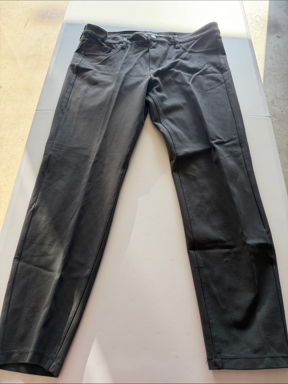 Woman’s Liverpool Dark Gray Slim Stretch Pants, Size 12